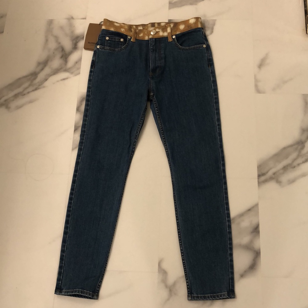 Burberry London mid blue mid rise skinny jeans never worn , original tags